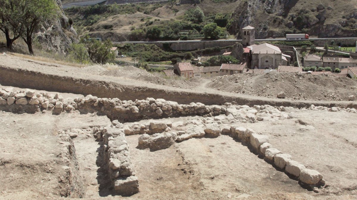 La excavación de Pancorbo descubre los restos de una judería del siglo XV que se han preservado intactos. G. G.