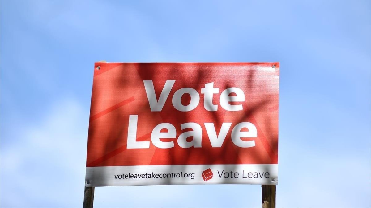 Una valla publicitaria del Vote Leave durante la campaña a favor del brexit. /-AFP / BEN STANSALL