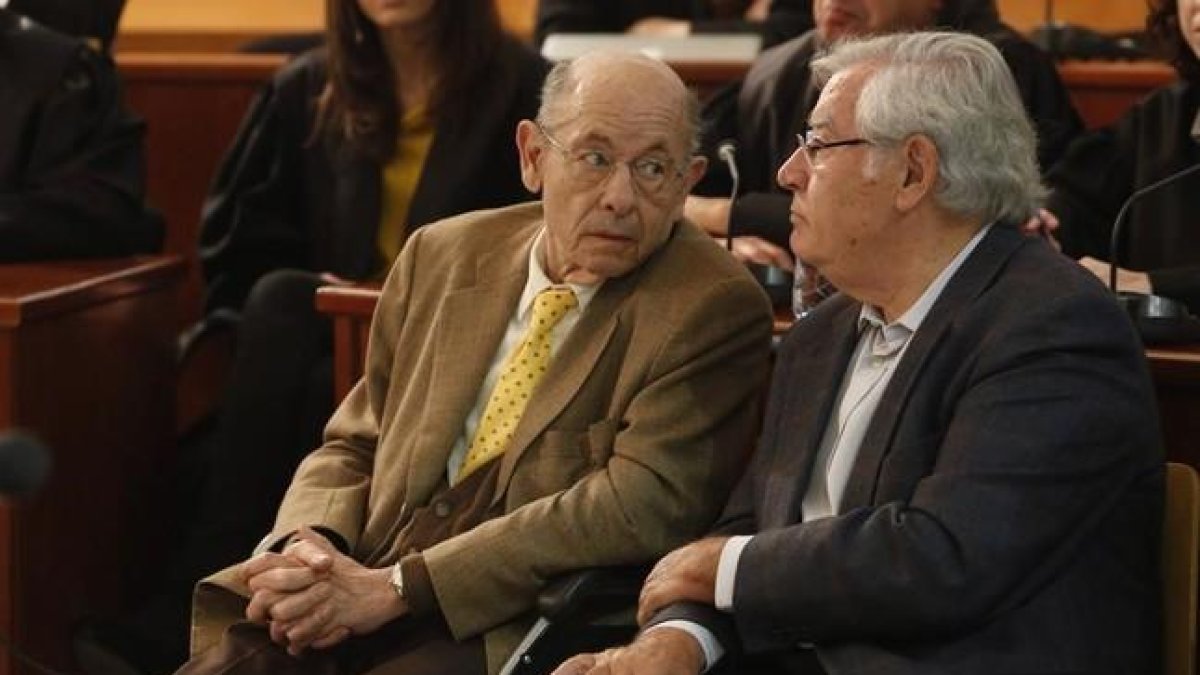 Félix Millet, izquierda, y Jordi Montull, en juicio por el caso del hotel del Palau.-FERRAN NADEU