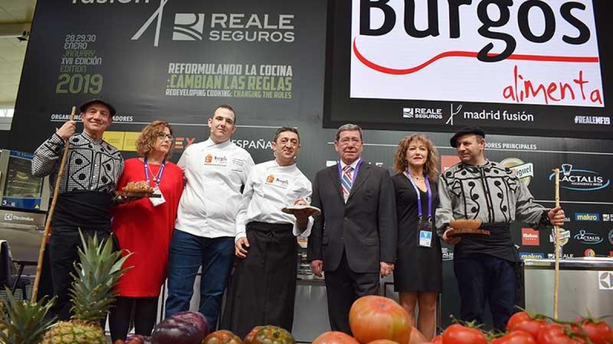 Presentación del ajo carretero, ayer, en Madrid Fusión.-ECB