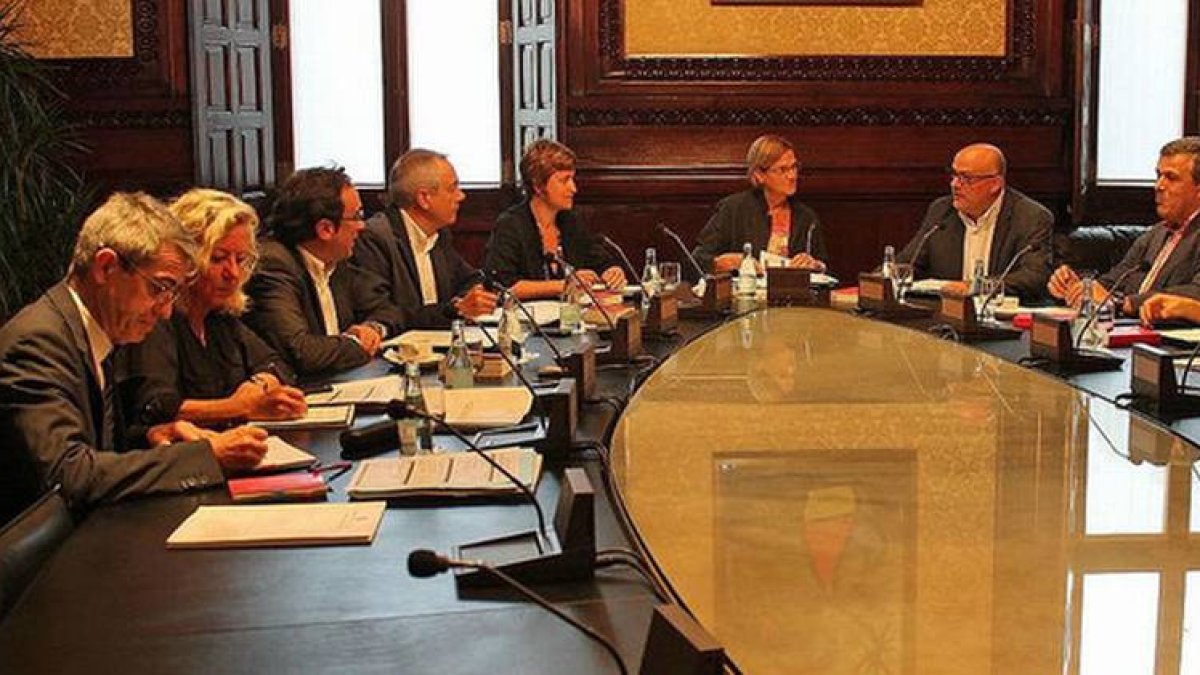 Reunión de la Mesa del Parlament, este martes.-Foto: TWITTER PARLAMENT