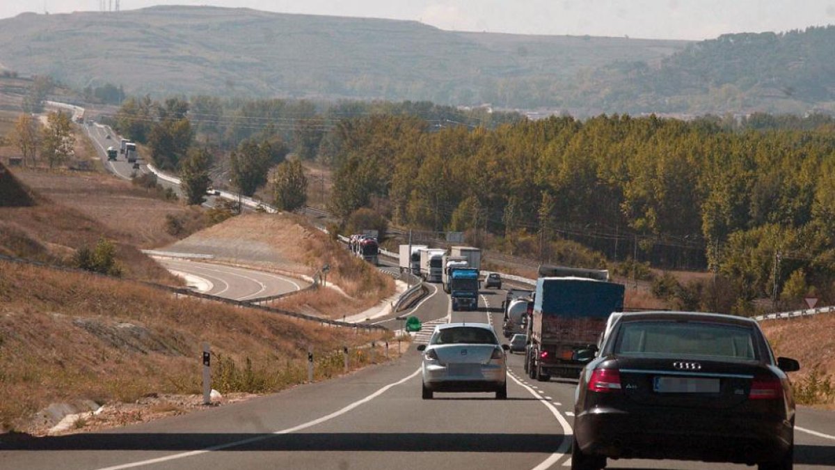 El objetivo del plan era reducir la congestión y mejorar la seguridad vial en la N-I.-G. G.