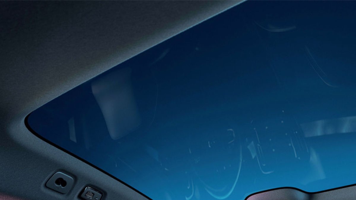 Antolin fabrica el primer techo de coche a partir de residuos plásticos y neumáticos usados. ECB