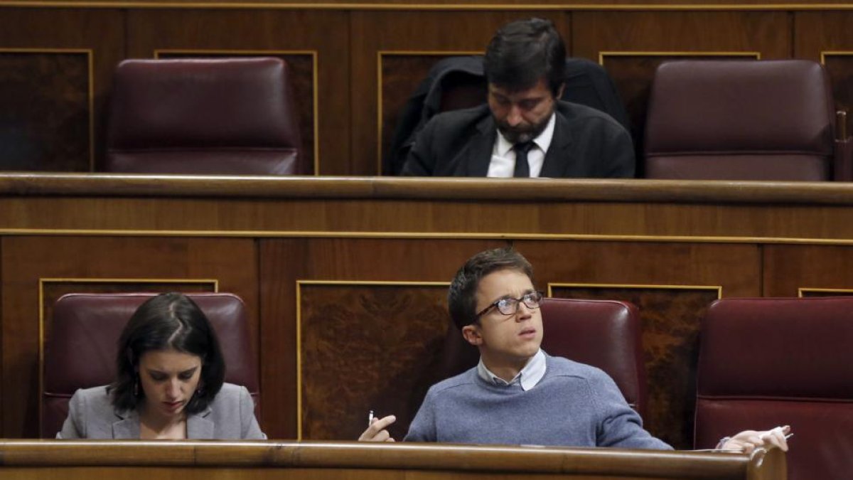 Irene Montero e Íñigo Errejón, en el Congreso.-EFE