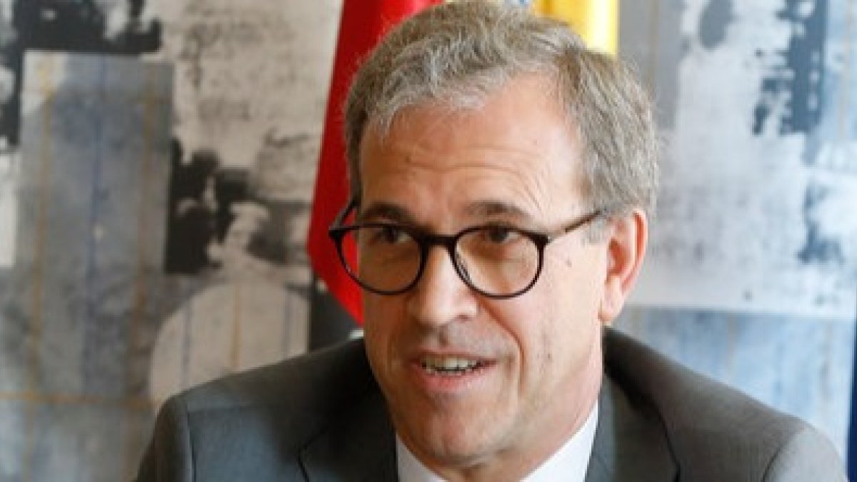 Mario Veganzones, el consejero de Industria, Comercio y Empleo. - J. M. LOSTAU