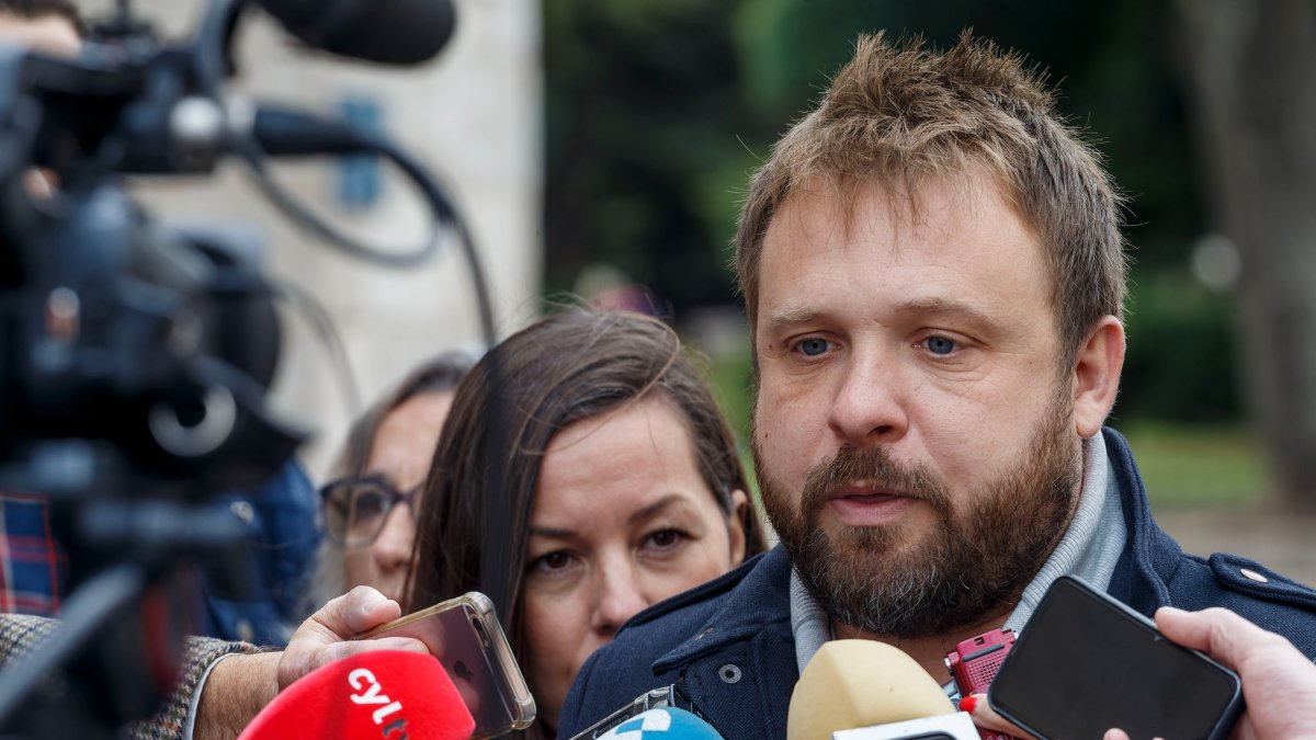 El parlamentario catalán Dimas Gragera en su visita a Burgos. SANTI OTERO