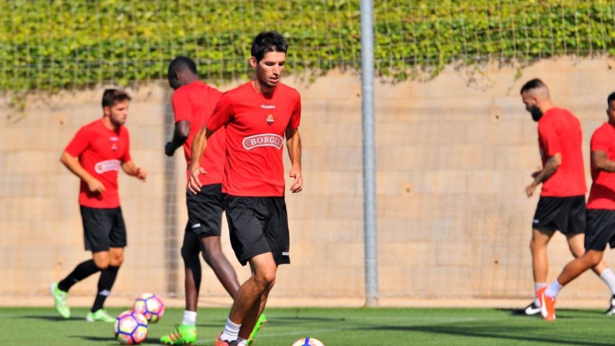 Alberto Albistegui en su etapa en el Reus.-CF REUS