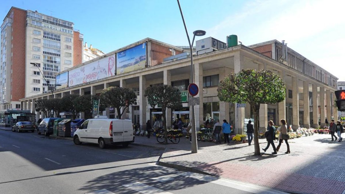 Vista exterior del Mercado Norte.-ISRAEL L. MURILLO