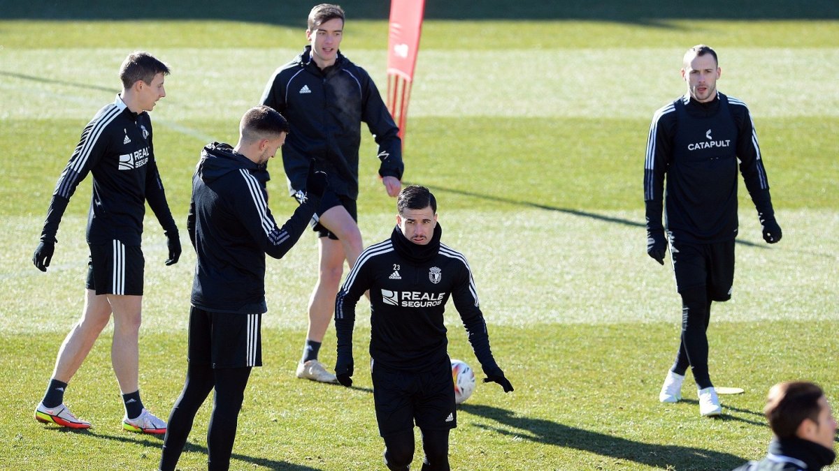 Imagen de un entrenamiento del Burgos CF. TOMÁS ALONSO