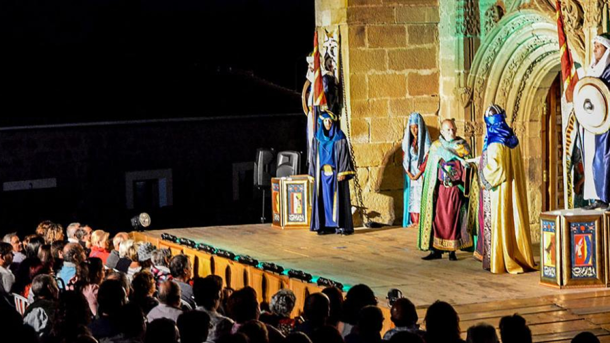 Representación de ‘Los Siete Infantes de Lara’ en la pasada edición celebrada a principios de agosto.-R. FERNÁNDEZ