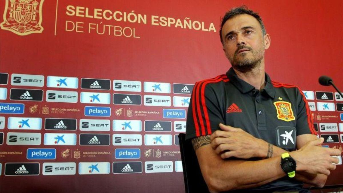 Luis Enrique, en la rueda de prensa de este lunes en Elche.-EFE / MORELL