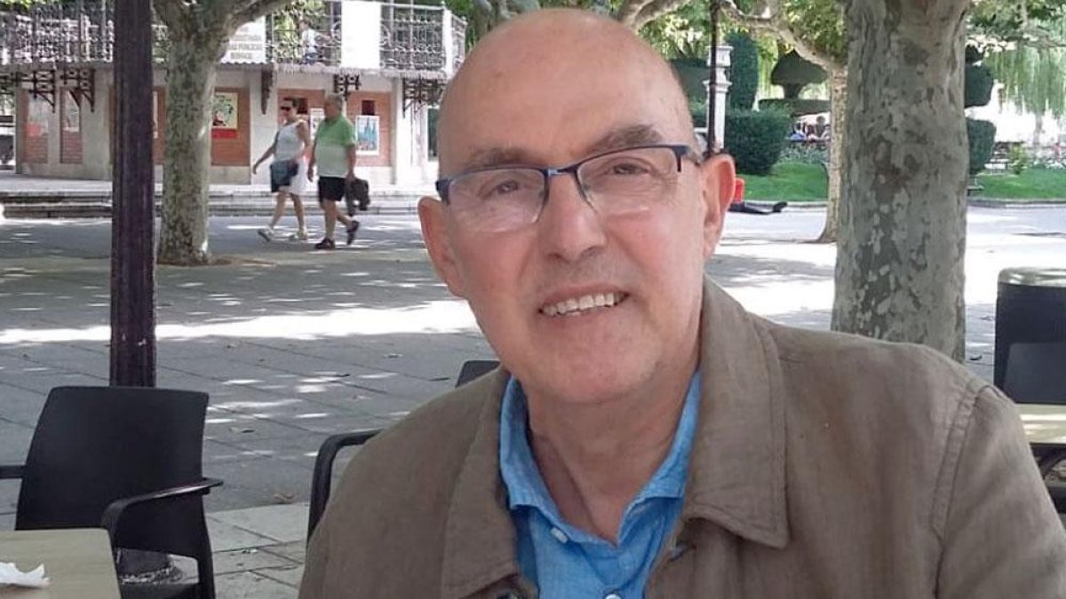 Juan Salvador Chico, doctor en Historia, ha ejercido la docencia durante más de 30 años.-ECB