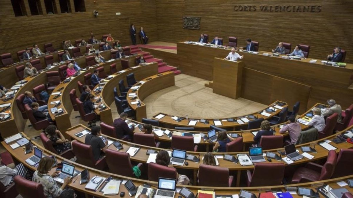 La sesión en Les Corts de este jueves, 8 de junio.-MIGUEL LORENZO