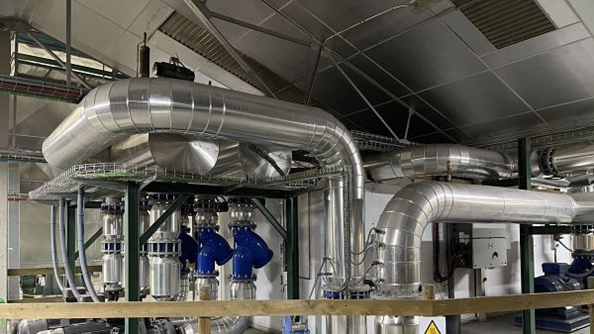 Gracias a la conexión a esta red de calor de los más de 2_opt