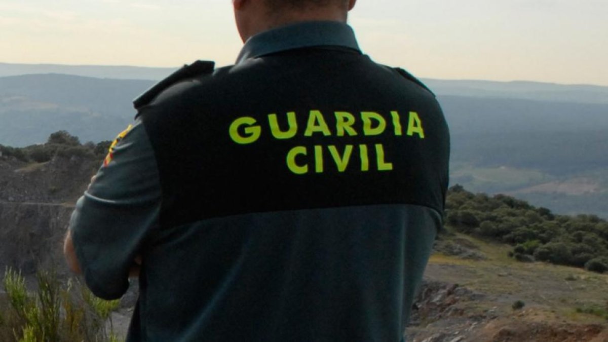 Un guardia civil.-