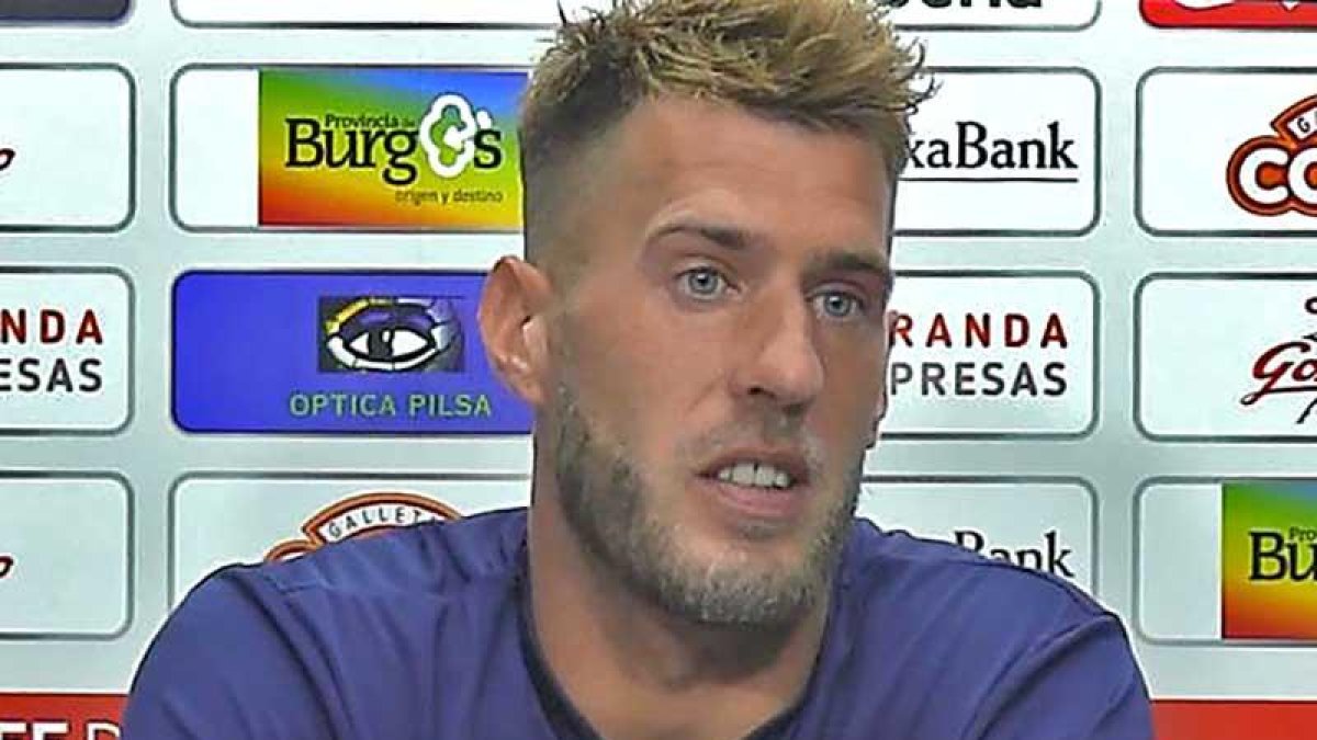 Limones durante una rueda de prensa en Anduva.-@CDMIRANDES