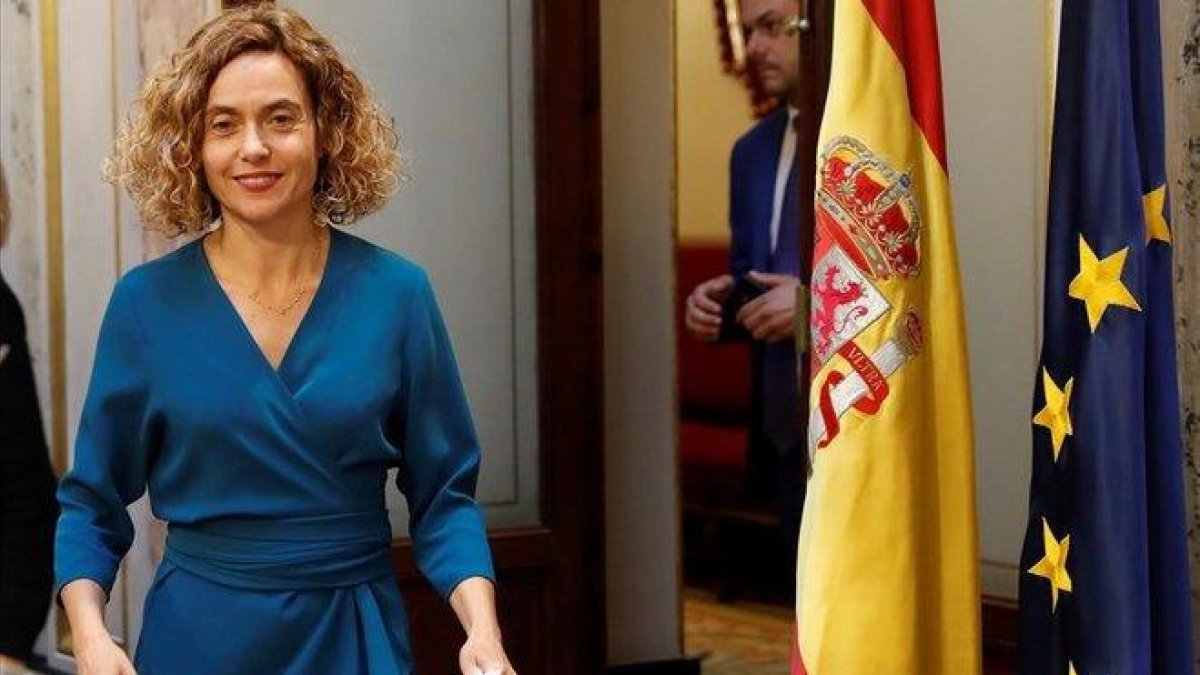 Meritxell Batet, durante la rueda de prensa en el Congreso.-BALLESTEROS (EFE)