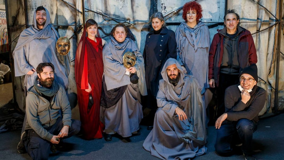 La compañía burgalesa Líquido Teatro vuelve a escena con 'Antígona'. SANTI OTERO