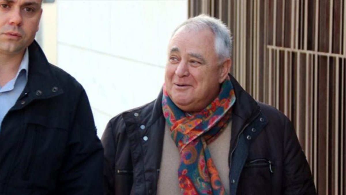 El extesorero de CDC Andreu Viloca, a su llegada a los juzgados del Vendrell el pasado 15 de febrero.-ACN / ROGER SEGURA