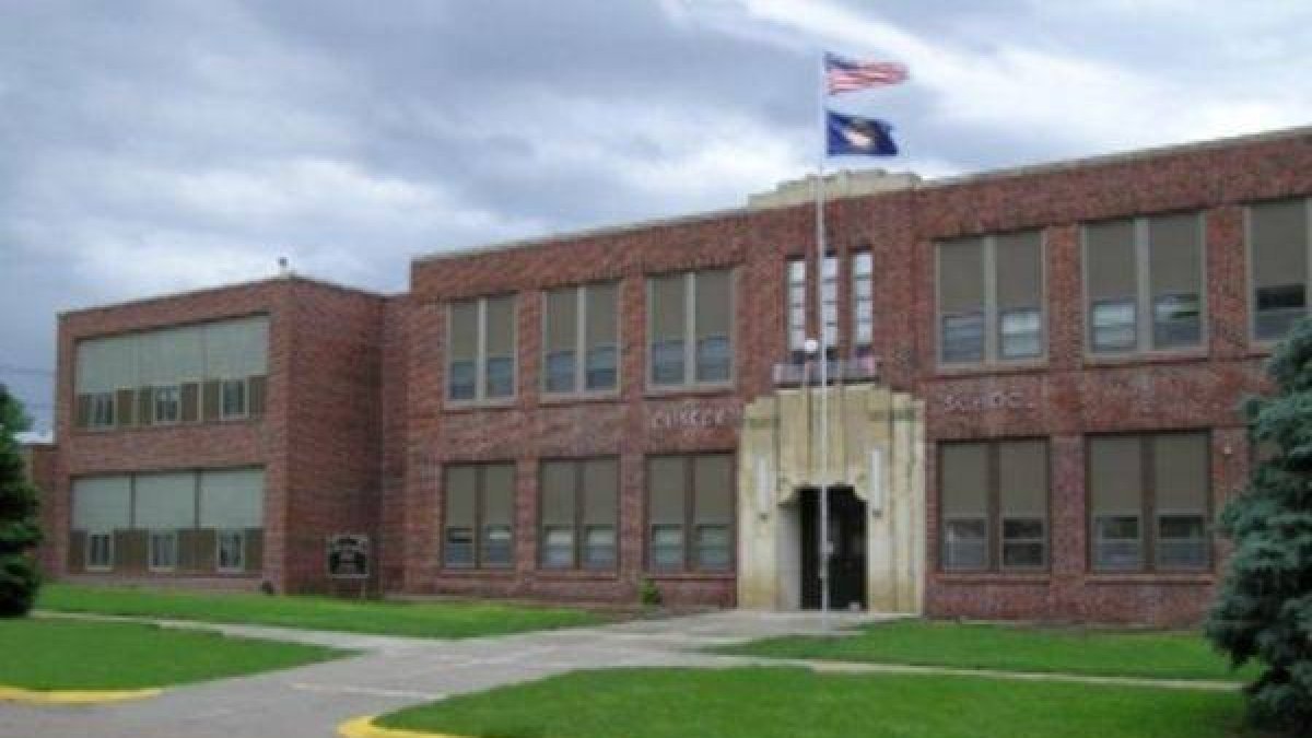 El instituto de Broken-bow.-