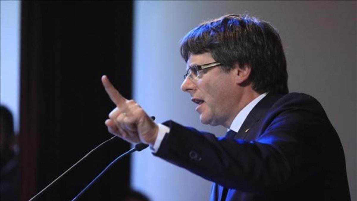 Carles Puigdemont.-FERRAN NADEU