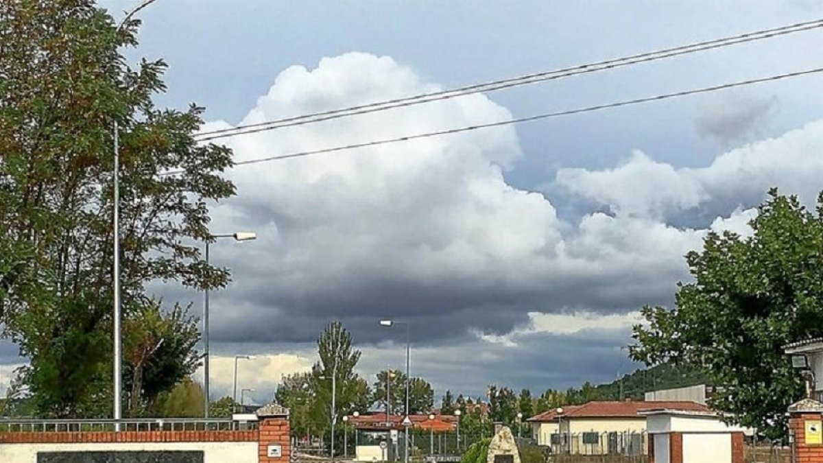 Imagen de la base El Empecinado, en Santovenia.ECB