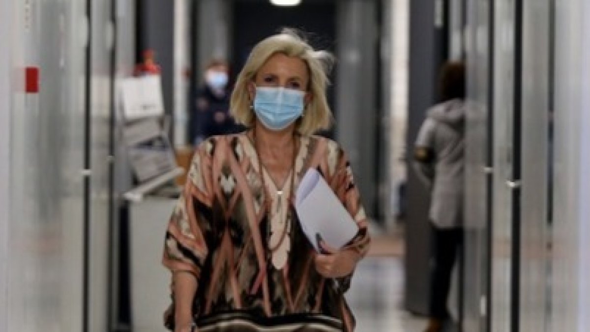 La consejera de Sanidad le pide al ministro Illa que le explique a Tudanca por qué no se pueden abrir los consultorios rurales