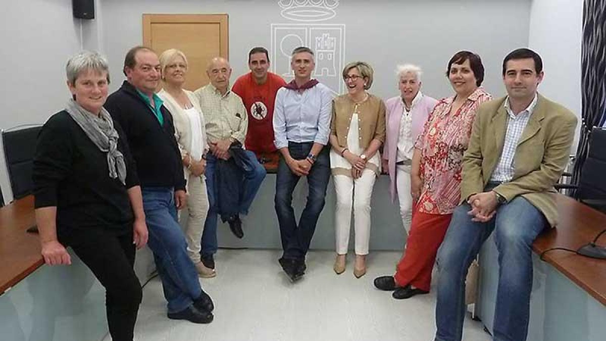 El grupo municipal popular del Valle de Mena en una imagen de archivo.-ECB