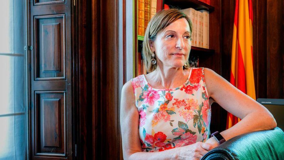 La presidenta del Parlament, repasa la actualidad política de Cataluña.-RICARD FADRIQUE