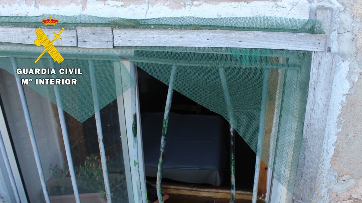 Los ladrones entraban forzando la puerta o la ventana