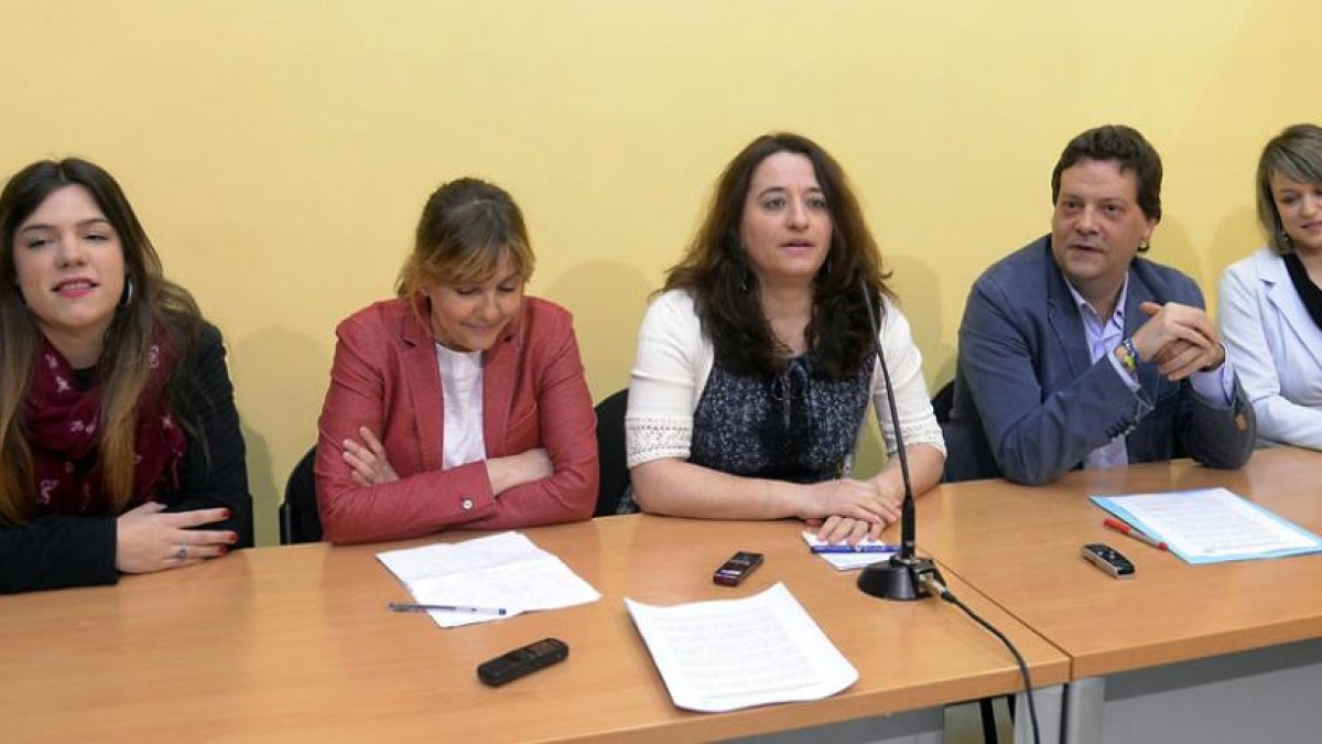 Albah García, Sonia Rodríguez,Esther Peñalba, José María Jiménez y María Simón.-ICAL