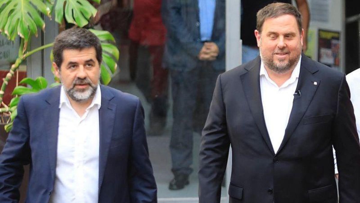 Jordi Sànchez y Oriol Junqueras, el pasado julio en Barcelona.-FERRAN NADEU