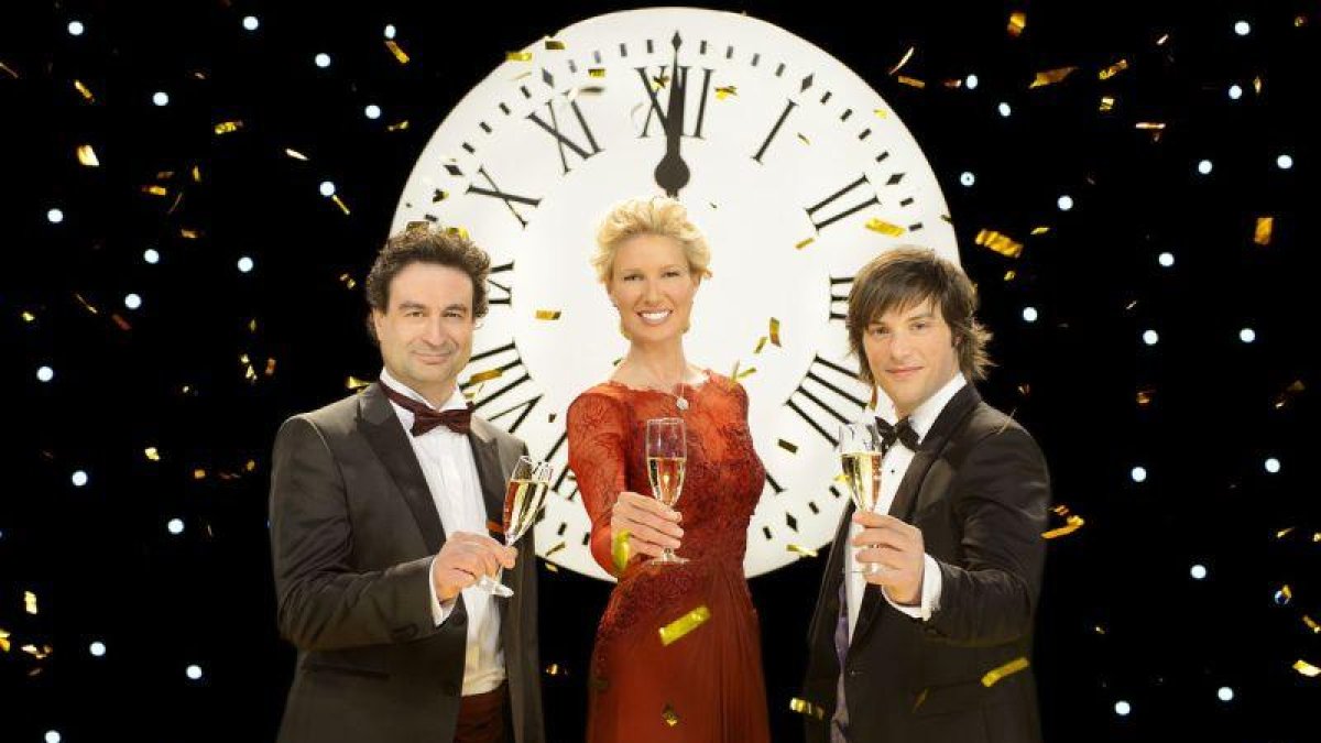Pepe Rodríguez, Anne Igartiburu y Jordi Cruz presentarán de nuevo las campanadas de Fin de Año en TVE.-