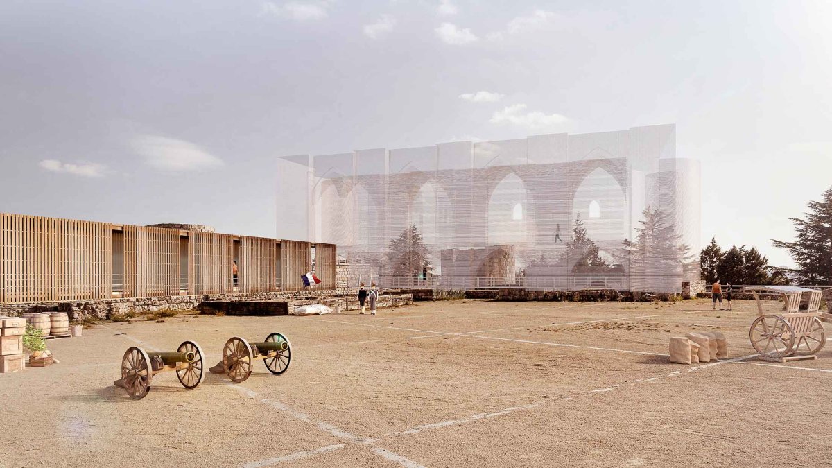 Recreación del patio de armas del Castillo de Burgos, con el palacio de Alfonso XI al fondo. AU Arquitectos-AJO Taller de arquitectura
