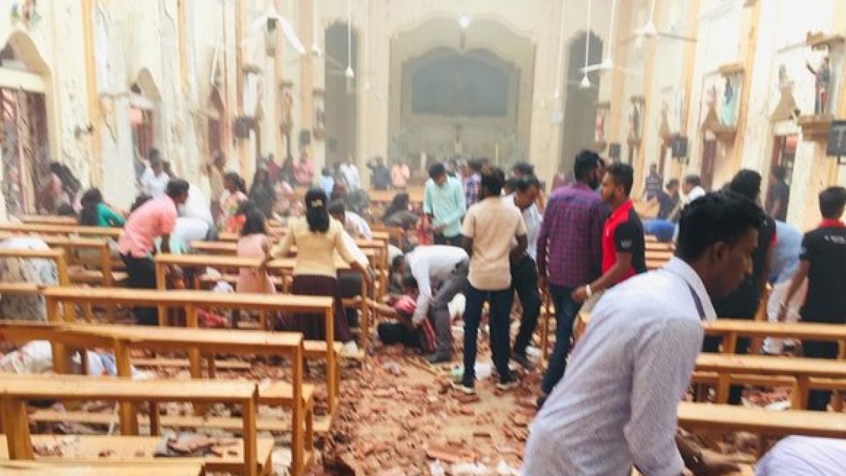 La iglesia de St.Sebastian tras el ataque bomba en Sri Lanka.-FACEBOOK / ST.SEBASTIAN'S CHURCH