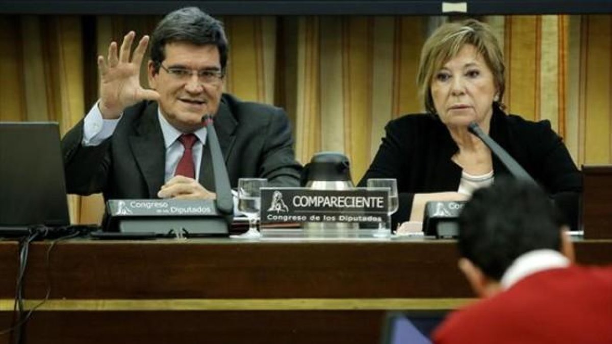 José Luis Escrivá Belmonte, presidente de la Airef, durante una comparecencia en el Congreso.-JOSÉ LUIS ROCA