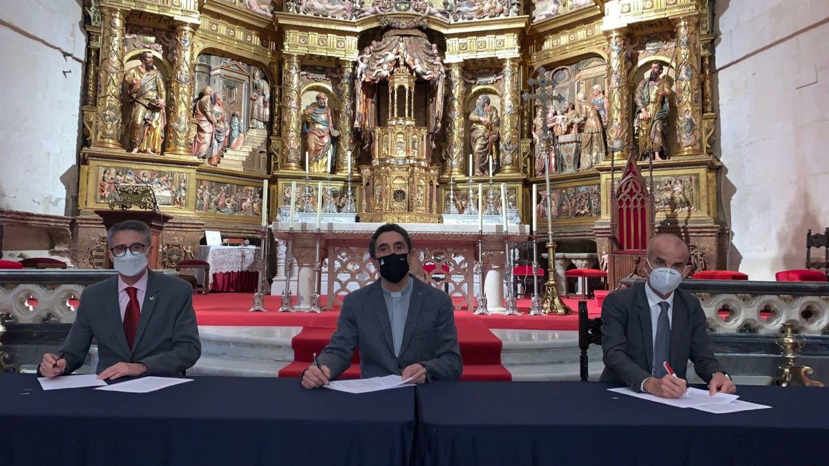 Imagen de la firma del convenio. ECB