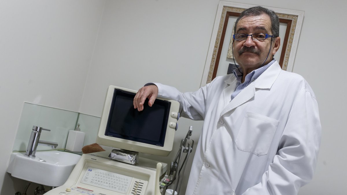 Emilio Gutiérrez es el jefe del servicio de Urología del Hospital Universitario de Burgos. SANTI OTERO