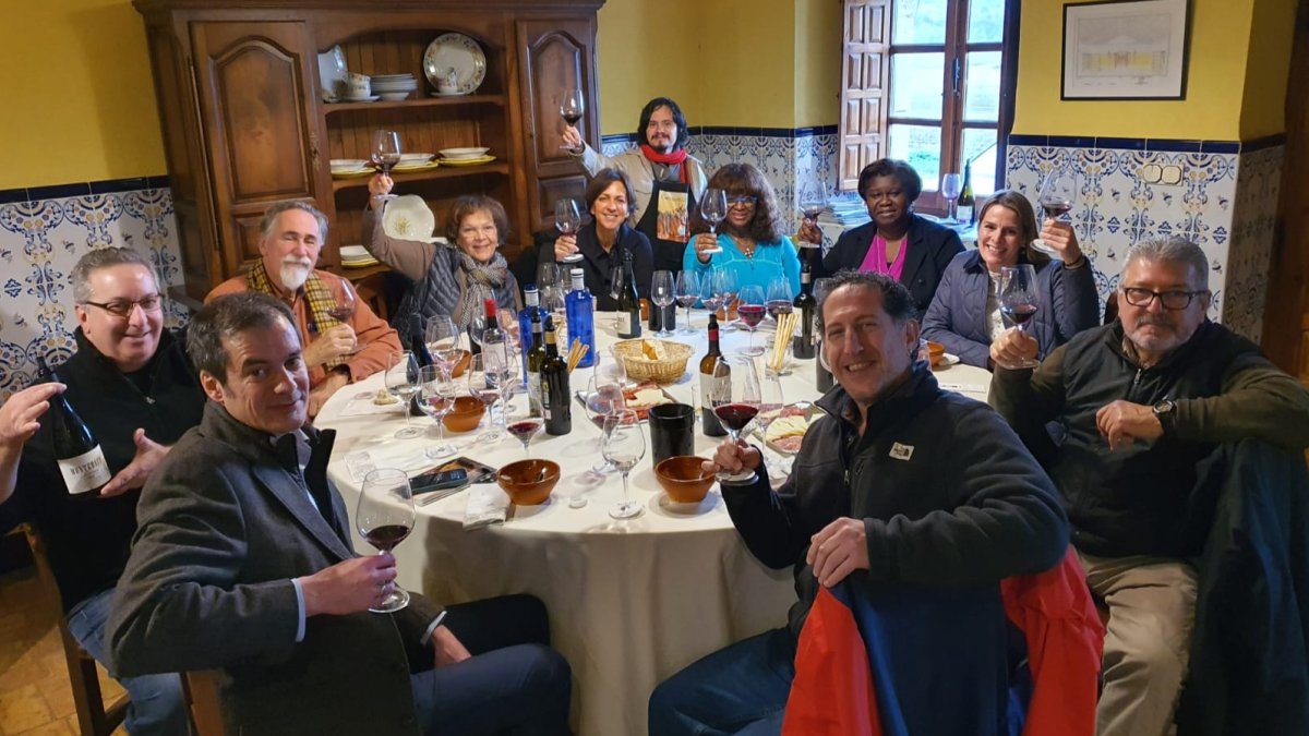 Imagen de los importadores que están visitando la Ribera del Duero