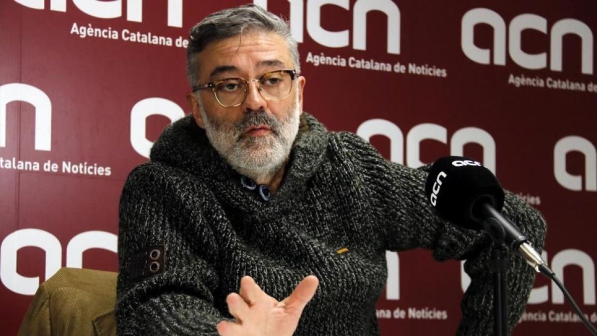 Carles Riera, este miércoles en una rueda de prensa en la ACN.-JORDI PUJOLAR