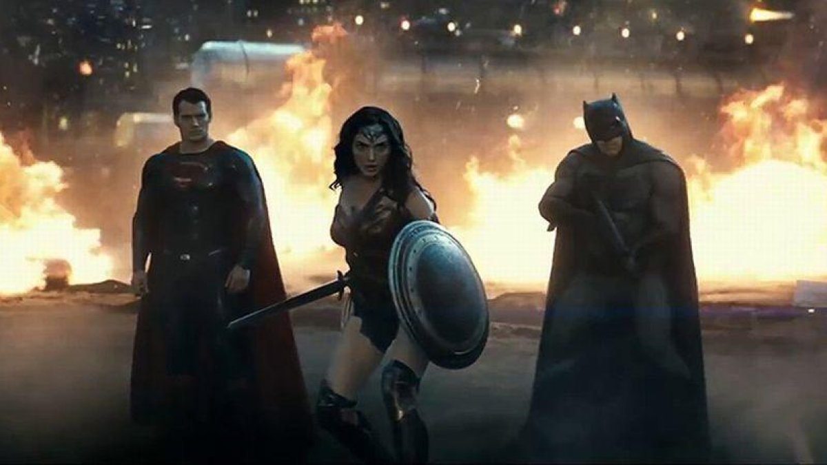 Estrenos de la semana. Tráiler de 'Batman vs Superman. El amanecer de la justicia'.-YOUTUBE