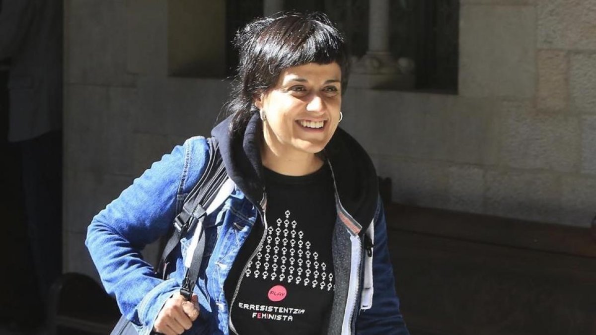 Anna Gabriel, sonriente, en una imagen de archivo.-FERRAN NADEU