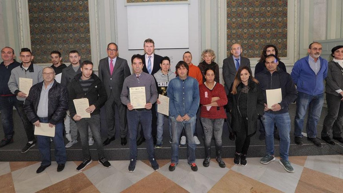 La Sala Polisón fue el escenario para la entrega de diplomas.-ISRAEL L. MURILLO