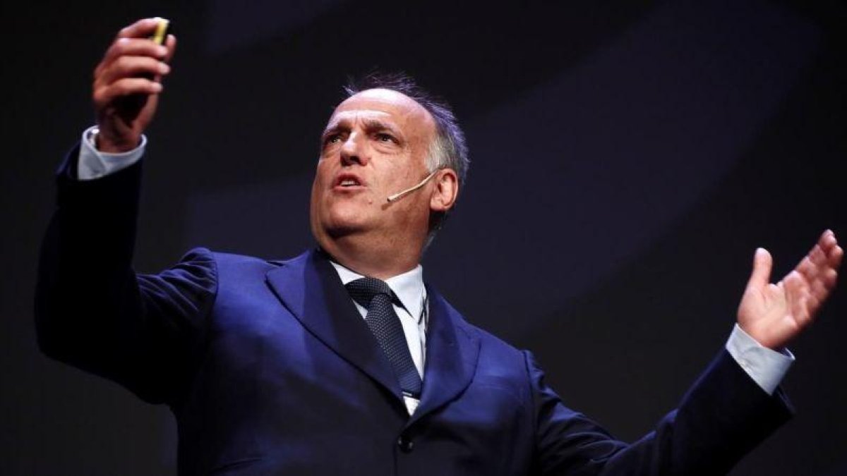 Tebas, durante su intervención en la cumbre futbolística celebrada en Madrid.-MARISCAL (EFE)
