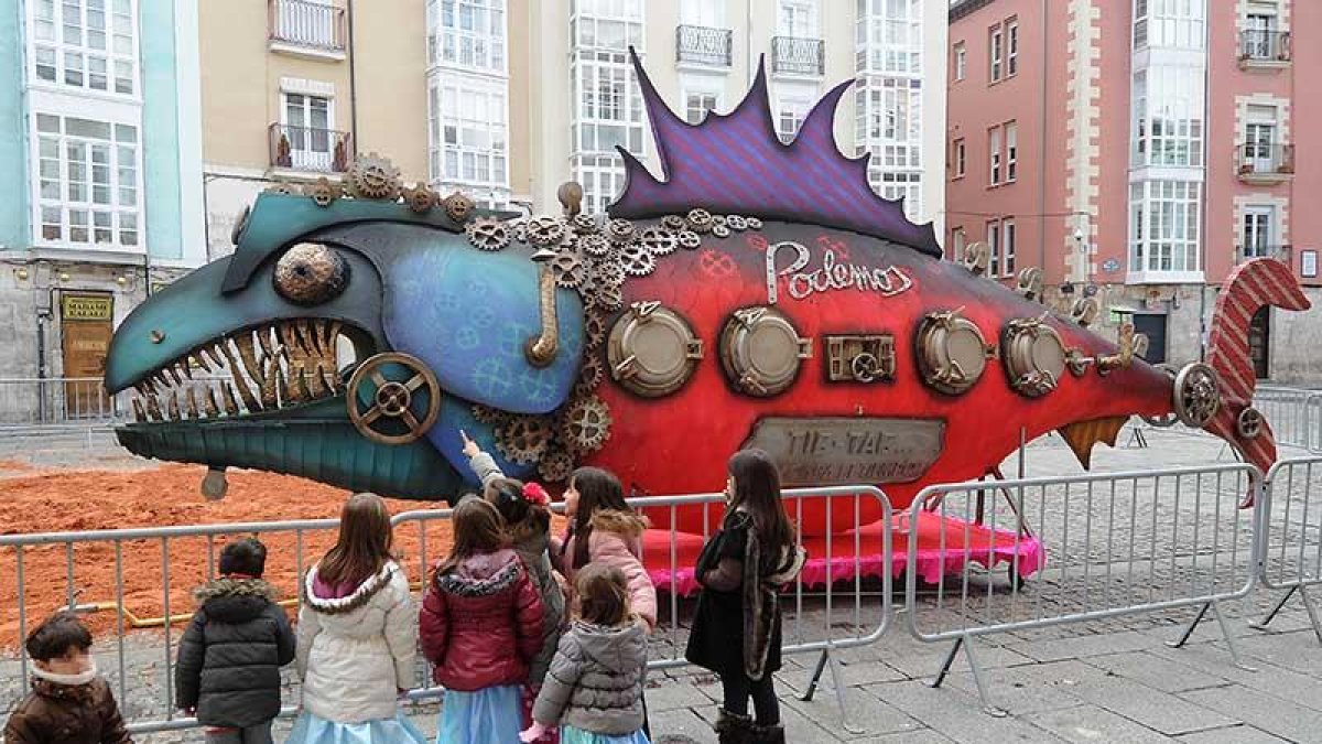 El problema de la sardina es quién asume la responsabilidad de hacerla arder, tras la deflagración del año pasado.-ISRAEL L. MURILLO