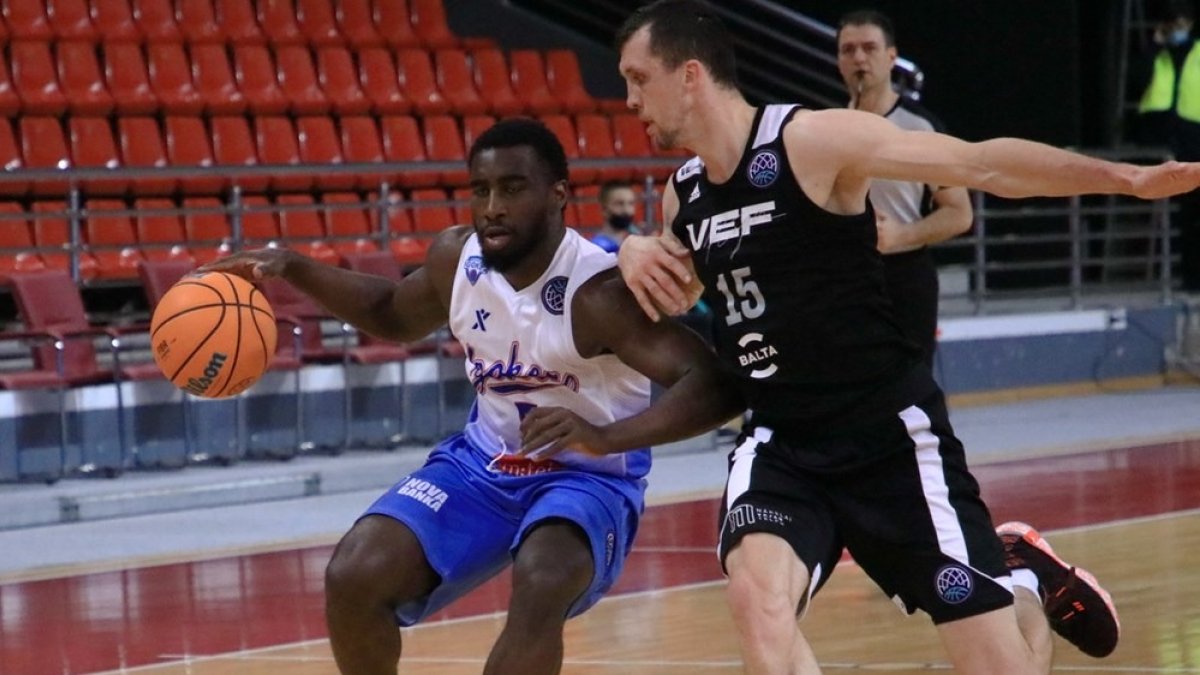 Clemmons, durante un partido del pasado curso con la camiseta del Igokea. BCL