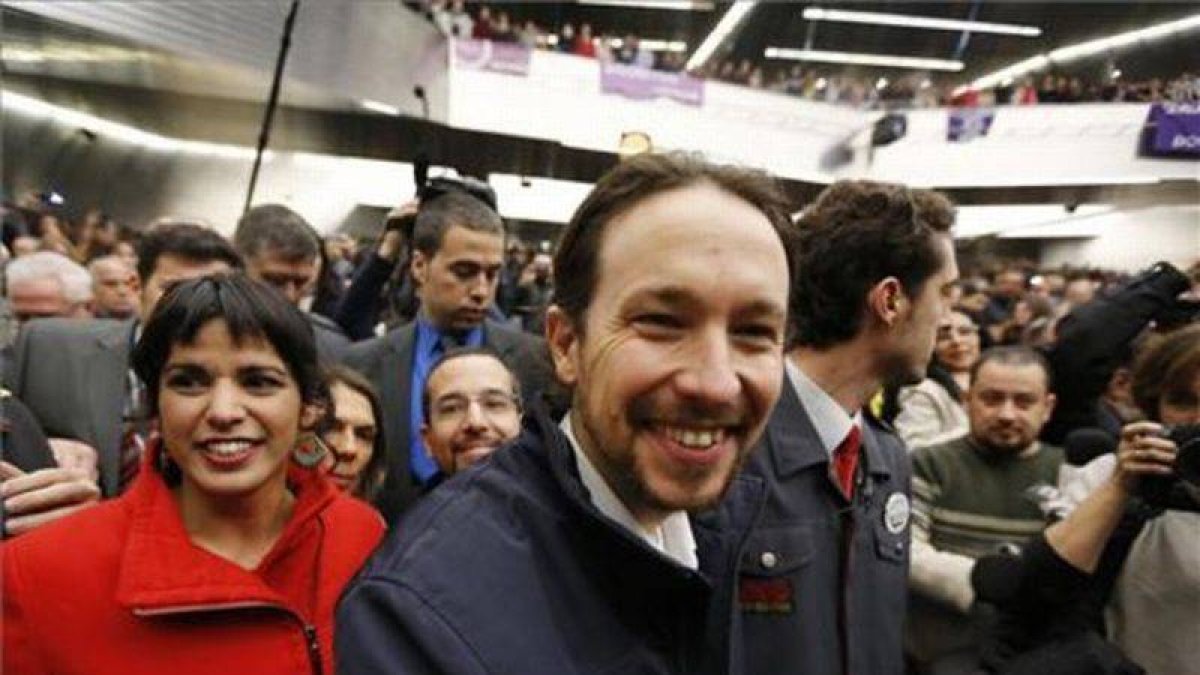 El secretario general de Podemos, Pablo Iglesias, a su llegada al mitin celebrado en el palacio de Congresos de Sevilla, este sábado.-Foto: MARCELO DEL POZO / REUTERS