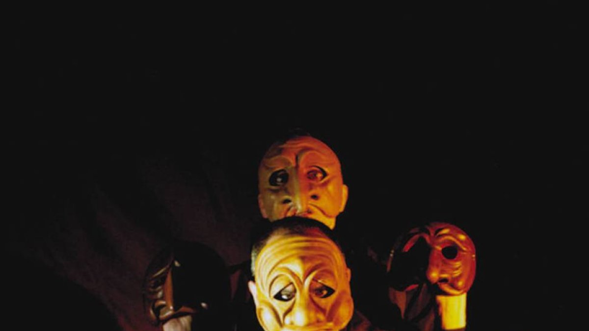 ‘La máscara roja’ es la única pieza ya estrenada.-Bambalúa Teatro