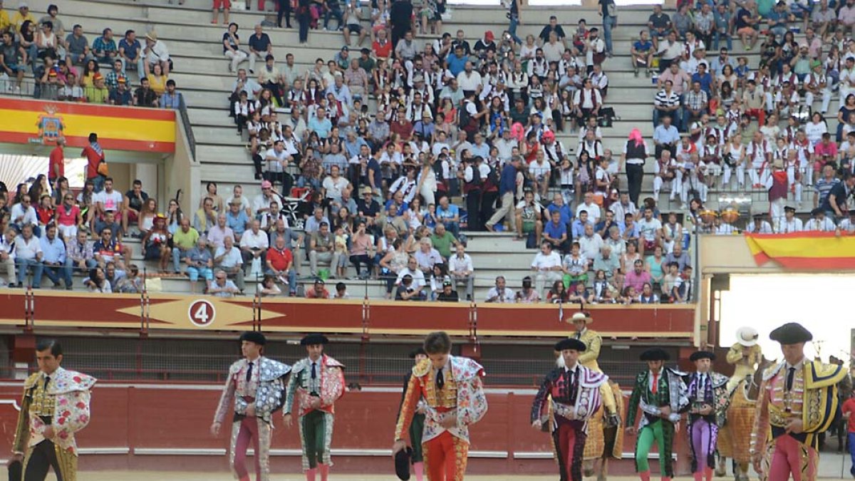 Uno de los festejos celebrados en la plaza cubierta de Aranda. ECB
