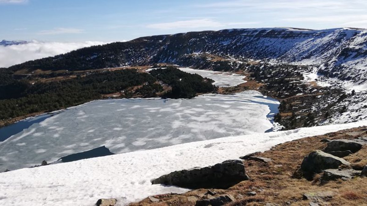 Imagen de archivo de la Laguna Negra y Laguna Larga de Neila. F. V.